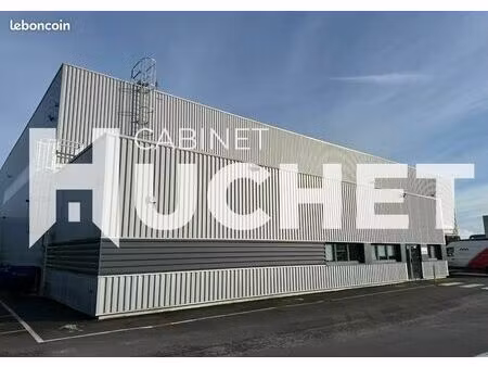 local industriel 2 040 m²