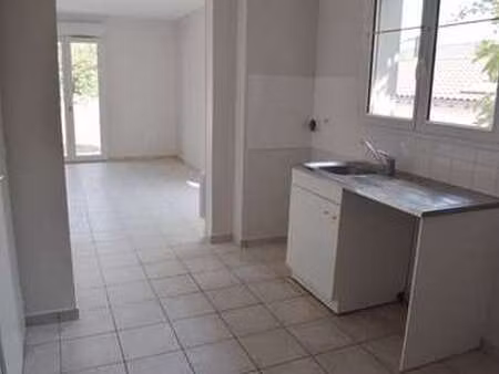 location appartement 3 pièces à oudon (44521) : à louer 3 pièces / 68m² oudon