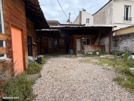 local industriel 120 m²