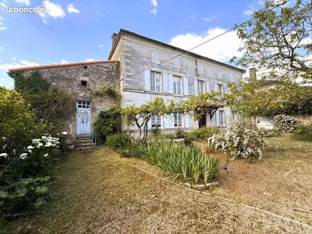propriété 12 pièces 377 m²
