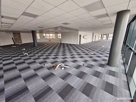 bureaux 4 754 m²