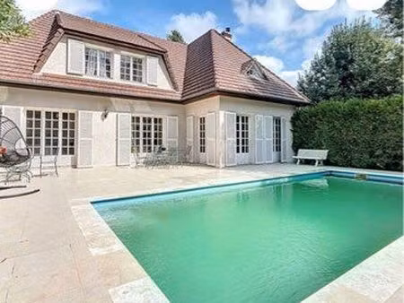 belle maison familiale de 211 m²