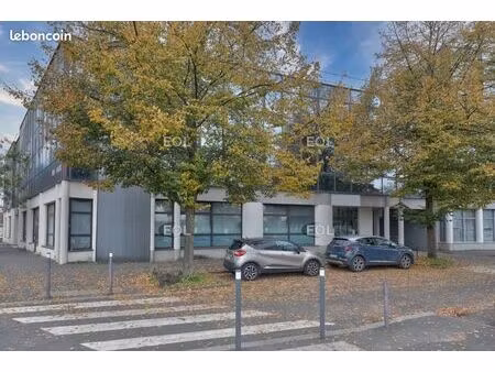 bureaux 162 m²