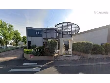 local bureaux 89 m²
