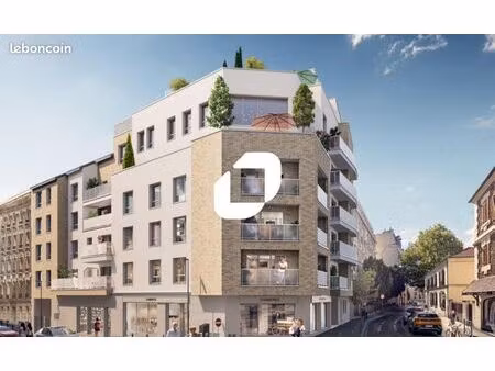 local commercial 200 m²
