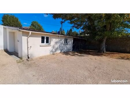 garage 29m2 et carport nesles la vallée