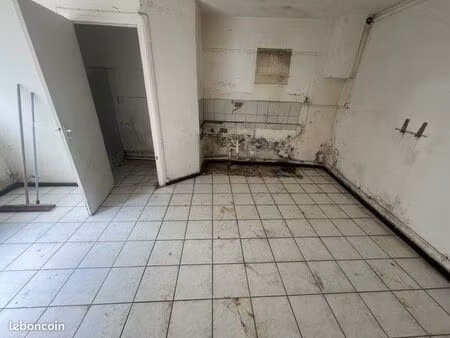 local commercial bureau 35m2
