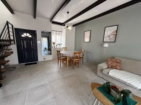 location maison 5 pièces  82.75m²  chatou