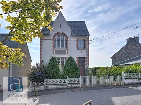 lamballe - le potentiel d'une maison de ville idéalement située