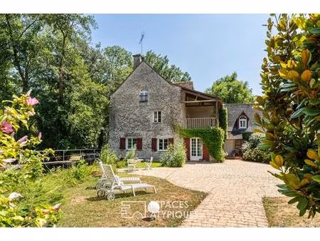 moulin de caractère réinventé en vallée de la sarthe