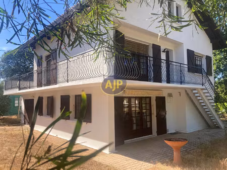 vente maison 7 pièces 160 m² soulac-sur-mer (33780)