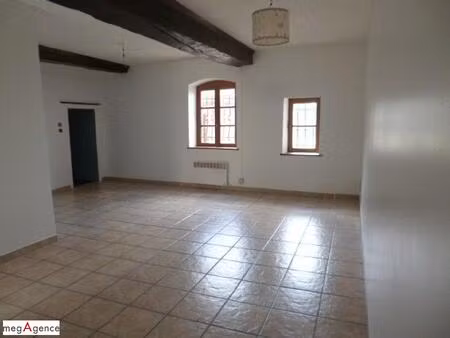 vends 2 maisons  140 m² dans village.