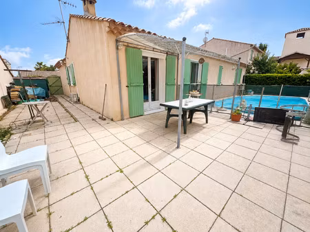 six-fours- villa de plain pied 3 chambres - piscine