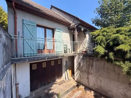 grande maison familiale avec potentiel locatif