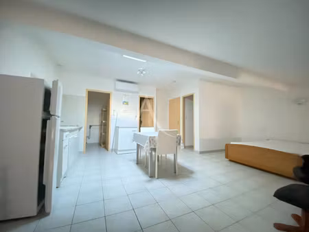 location appartement 1 pièce 22 m² à castelnaudary (11400)