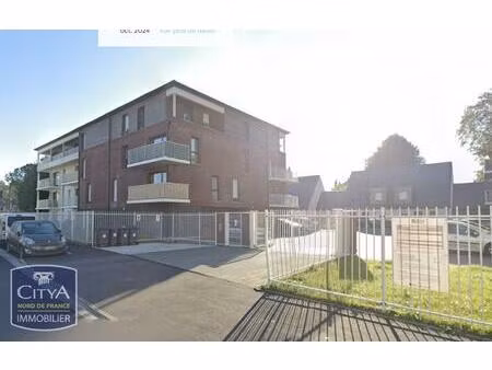 t2 récent avec balcon et parking