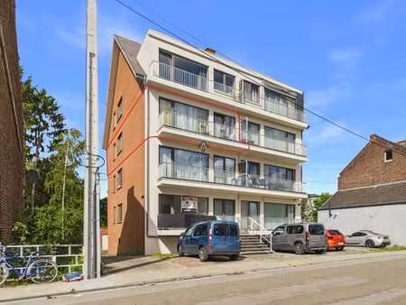 appartement deux chambres avec cave et garage (en supplément