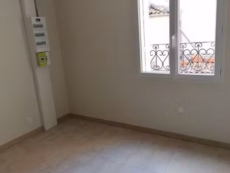 location appartement ruffec 16700