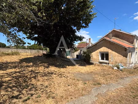 maison fontenay le comte 90 m2
