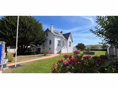 propriété avec piscine quiberon (56)