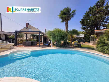 maison en pierre + piscine