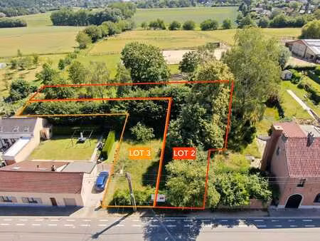 terrain a batir pour 3 facades (lot 2)