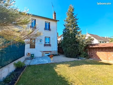 maison 4 pièces 87 m²