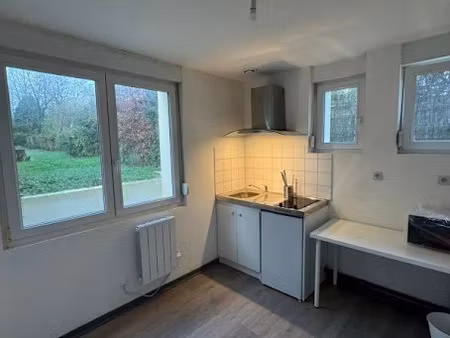 location meublée appartement 2 pièces 39.05 m² à valenciennes (59300)  590 €