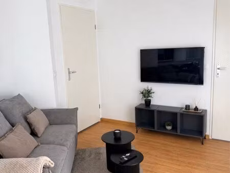 beau t2 meublé de 37 m²