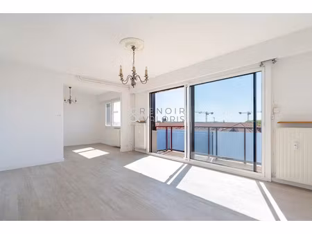 location appartement 3 pièces 85 m² à nancy (54000)  880 €