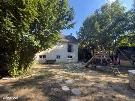 maison 6 pièces 146 m²