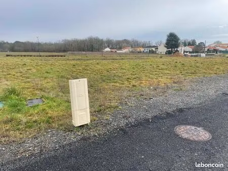 terrain 313 m² bouaye