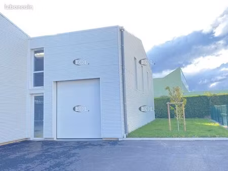 local d'activité 360 m²