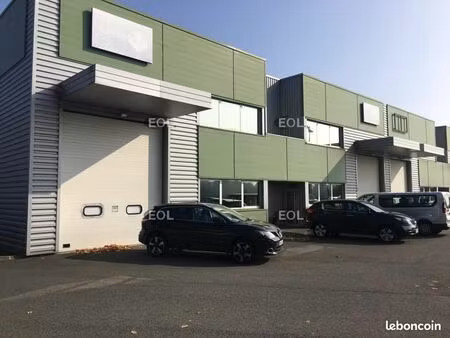 local d'activité 355 m²