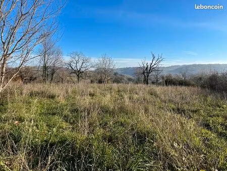 terrain 1 780 m² beynat