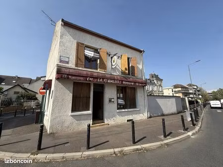 brasserie  restaurant 203 m² gonesse