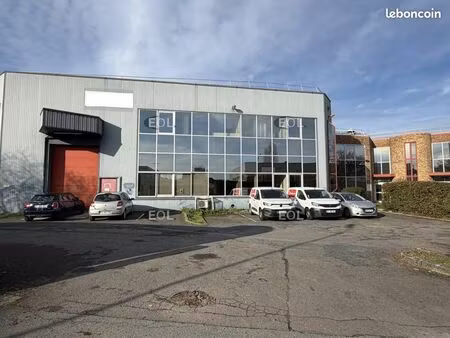 local industriel 3 089 m²
