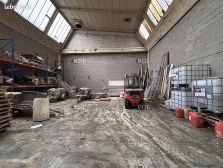 local industriel 145 m²