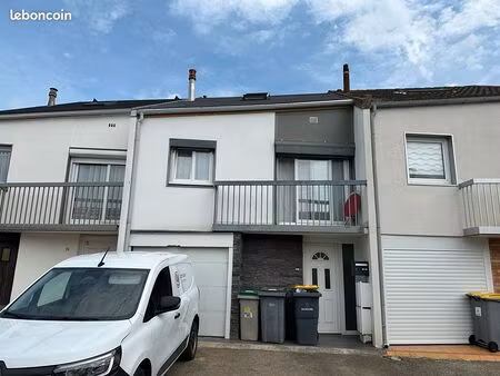 pavillon 5 pièces 93 m²