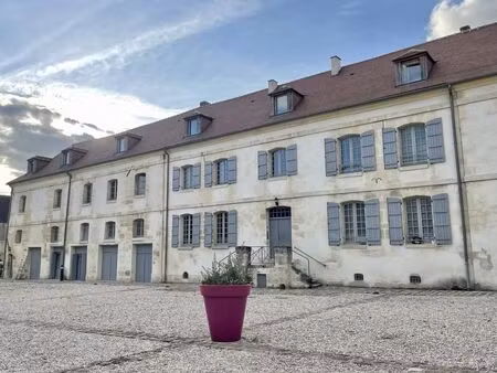appartement 3 pièces 80 m²