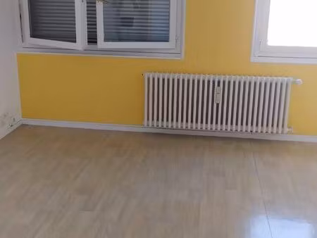 appartement t1 au centre de chenôve