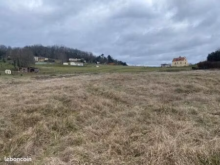 terrain 3 299 m² castels et bezenac