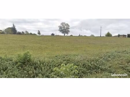 terrain 6 054 m² monplaisant