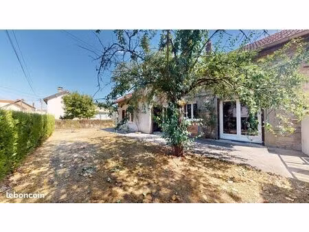 maison 2 pièces 62 m²
