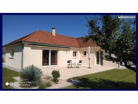 maison de plain-pied – 152 m² – terrain 1 169 m²