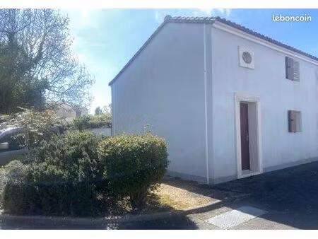 maison  3 chambres