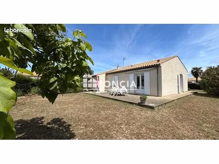 a fouras  pavillon de plain-pieds dans un quartier calme