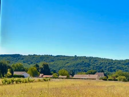 beau terrain spacieux plat secteur calme 20 min de perigueux