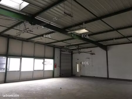 local bureaux 650 m²