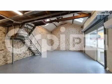 local d'activité 120 m²